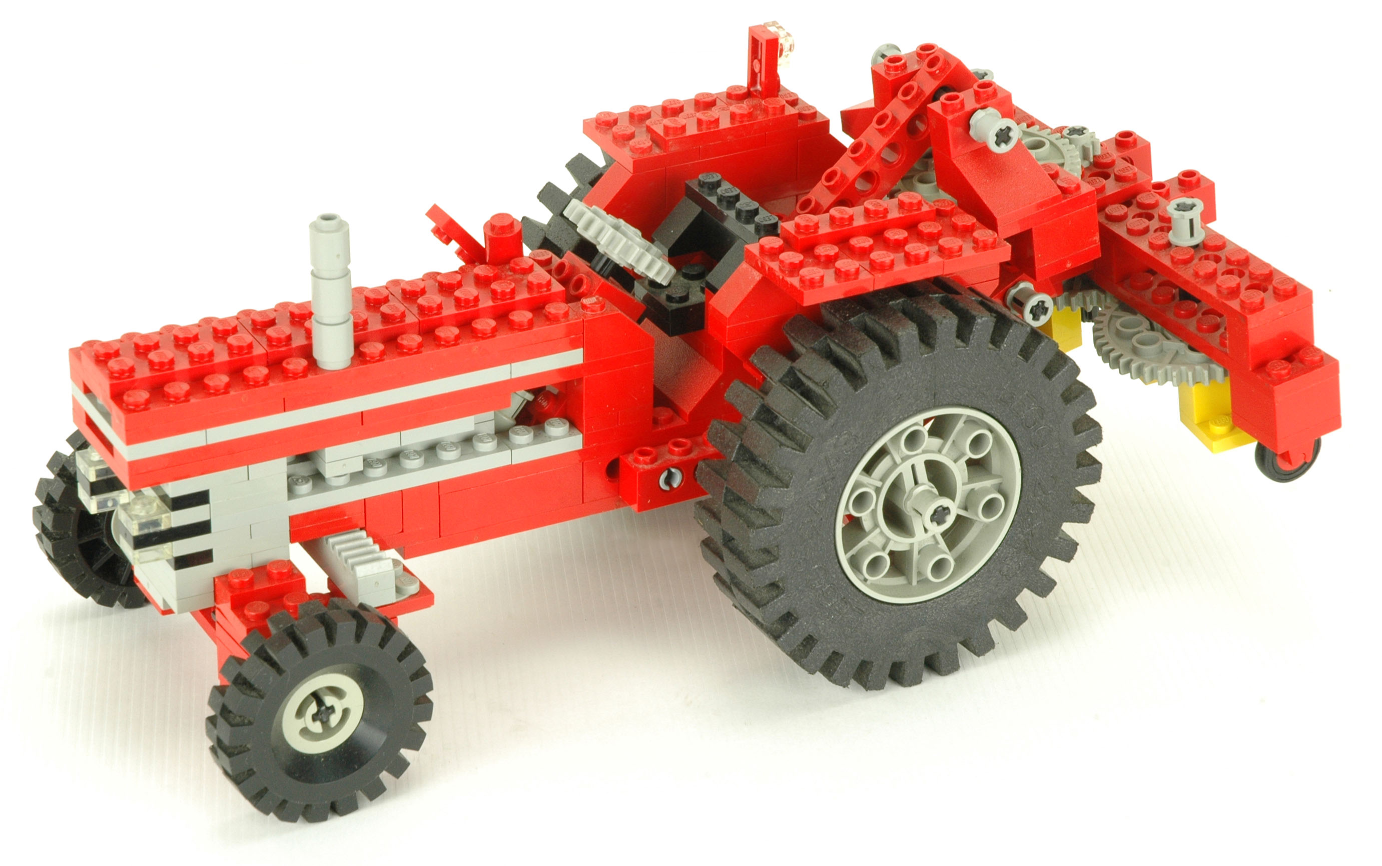 Simple lego online tractor